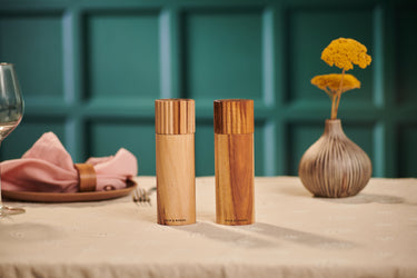 Cole & Mason Galloway Acacia Salt and Pepper Mill Gift Set 7